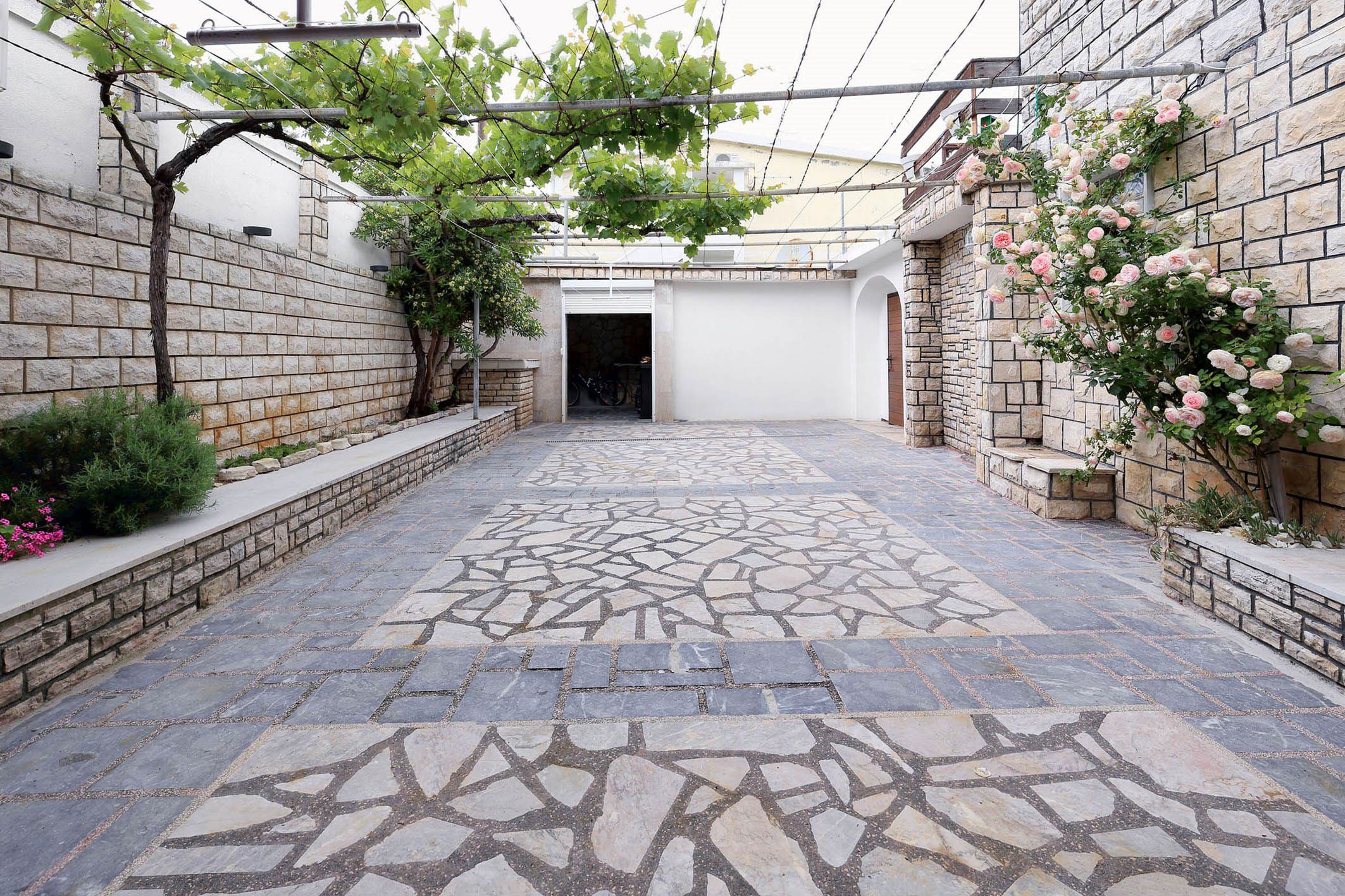 Укрепляющий защитный влажный эффект FILA Solutions WET STONE ECO ARCH-00108325 - Вид №1