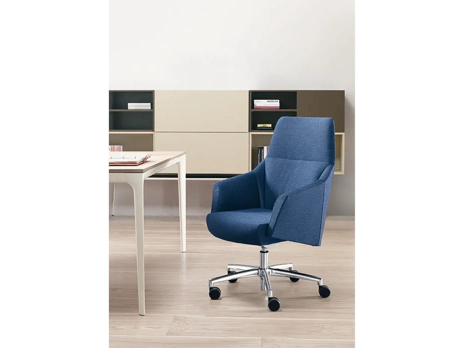 Офисное кресло руководителя Sesta шашки ARCH-00088360 - Вид №1