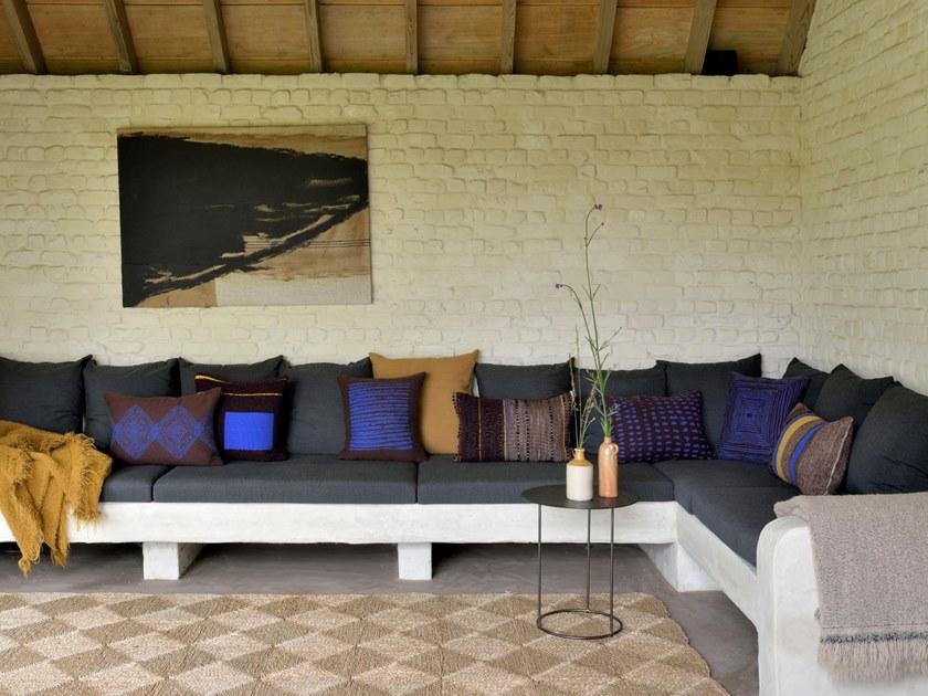 Ethnicraft Квадратная тканевая подушка для дивана Mystic ink 21066 - Вид №5