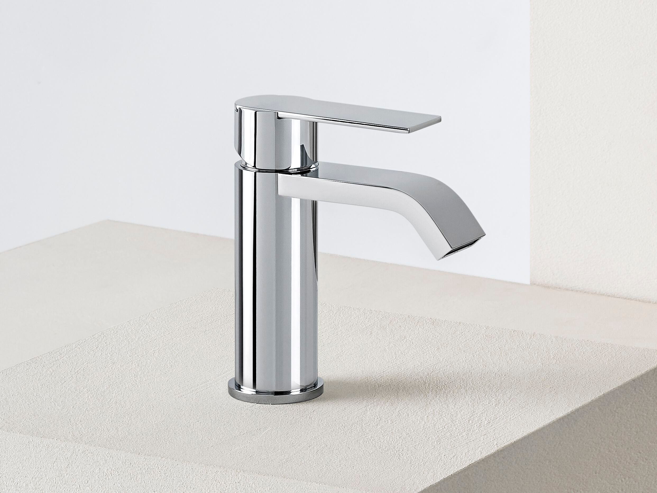 Смеситель для раковины из хромированной латуни с автоматическим сливом QD Magistro Lab Swanky ARCH-00000306