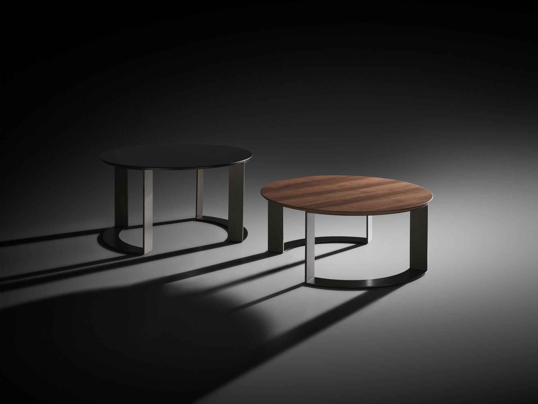 Круглый металлический журнальный столик Twils OTTO ARCH-00005487 - Вид №1