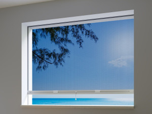 Вертикальная встраиваемая москитная сетка