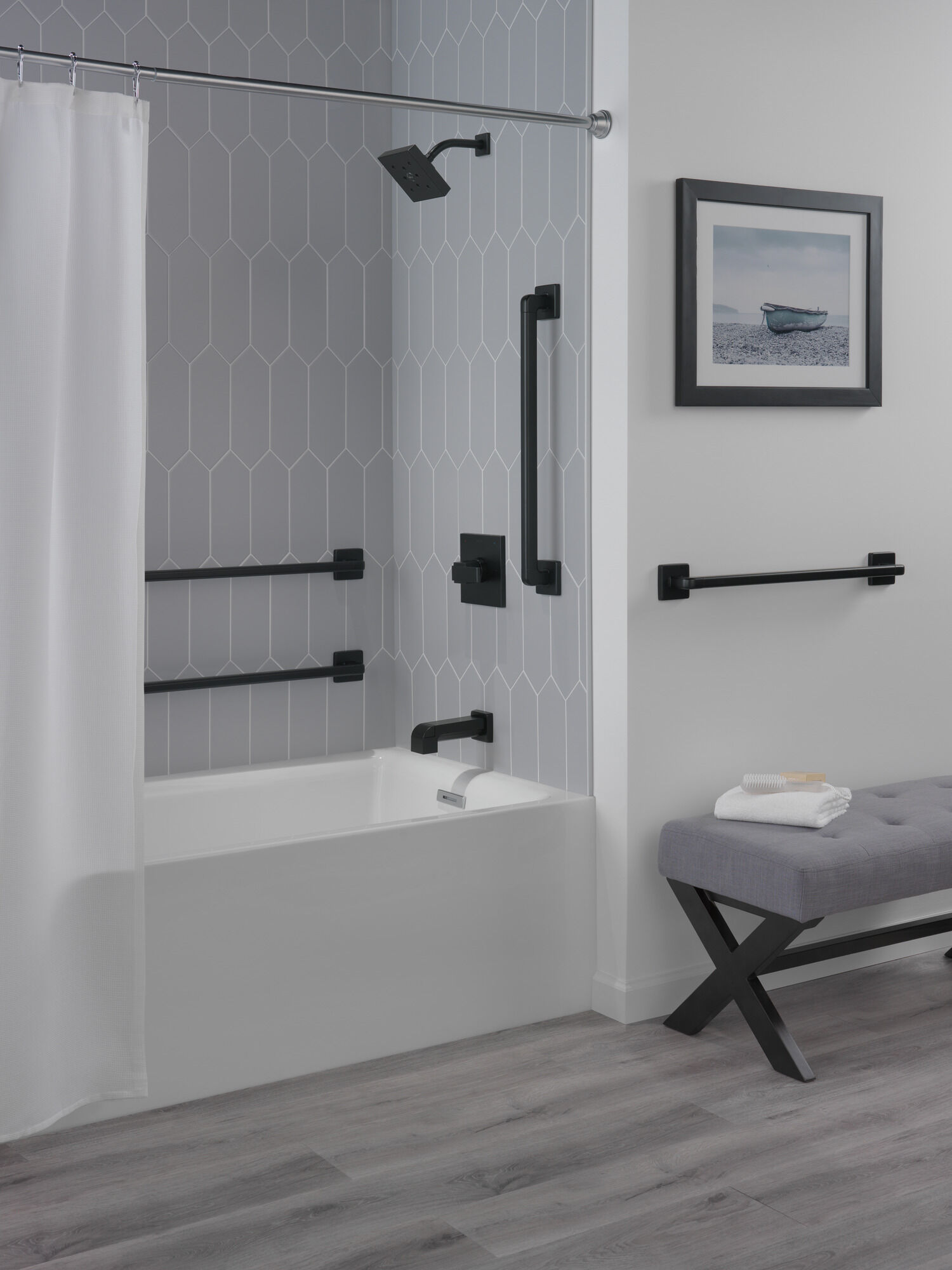 T14467-BL Monitor® 14 Series H2Okinetic® для ванны и душа Delta Faucet Ara Матовый черный - Вид №2