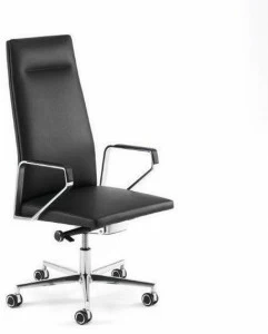 Spiegels 5-спицевое вращающееся кожаное офисное кресло с подлокотниками .pilot s Ps100