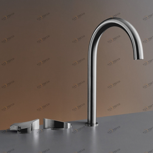 три отверстия смеситель с поворотным носиком Н. 245 мм  ZIQ11 CEADESIGN 