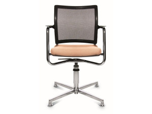 Спицевое вращающееся кресло