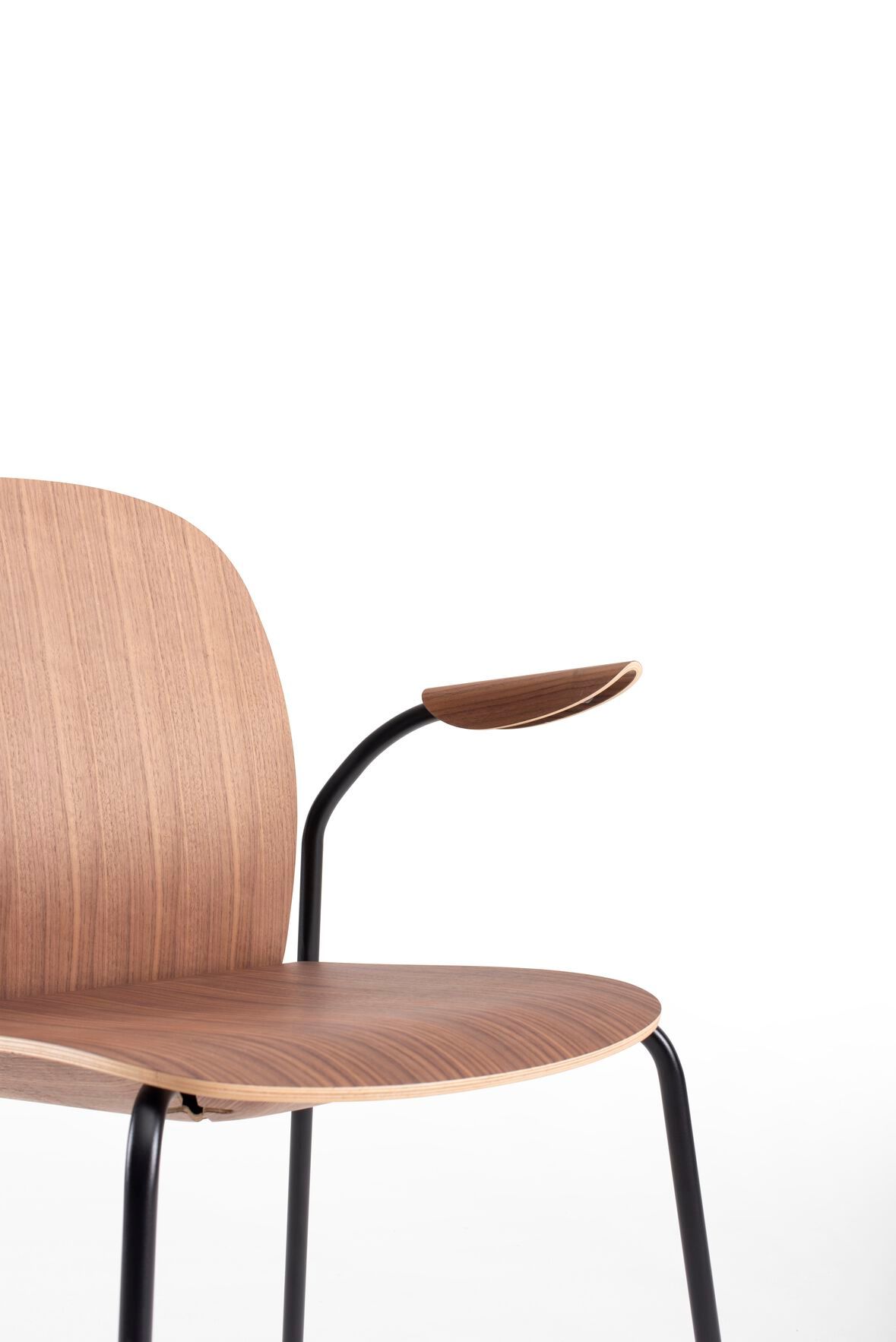 Штабелируемый стул из грецкого ореха с подлокотниками Gazzda Book ARCH-00126870 - Вид №4