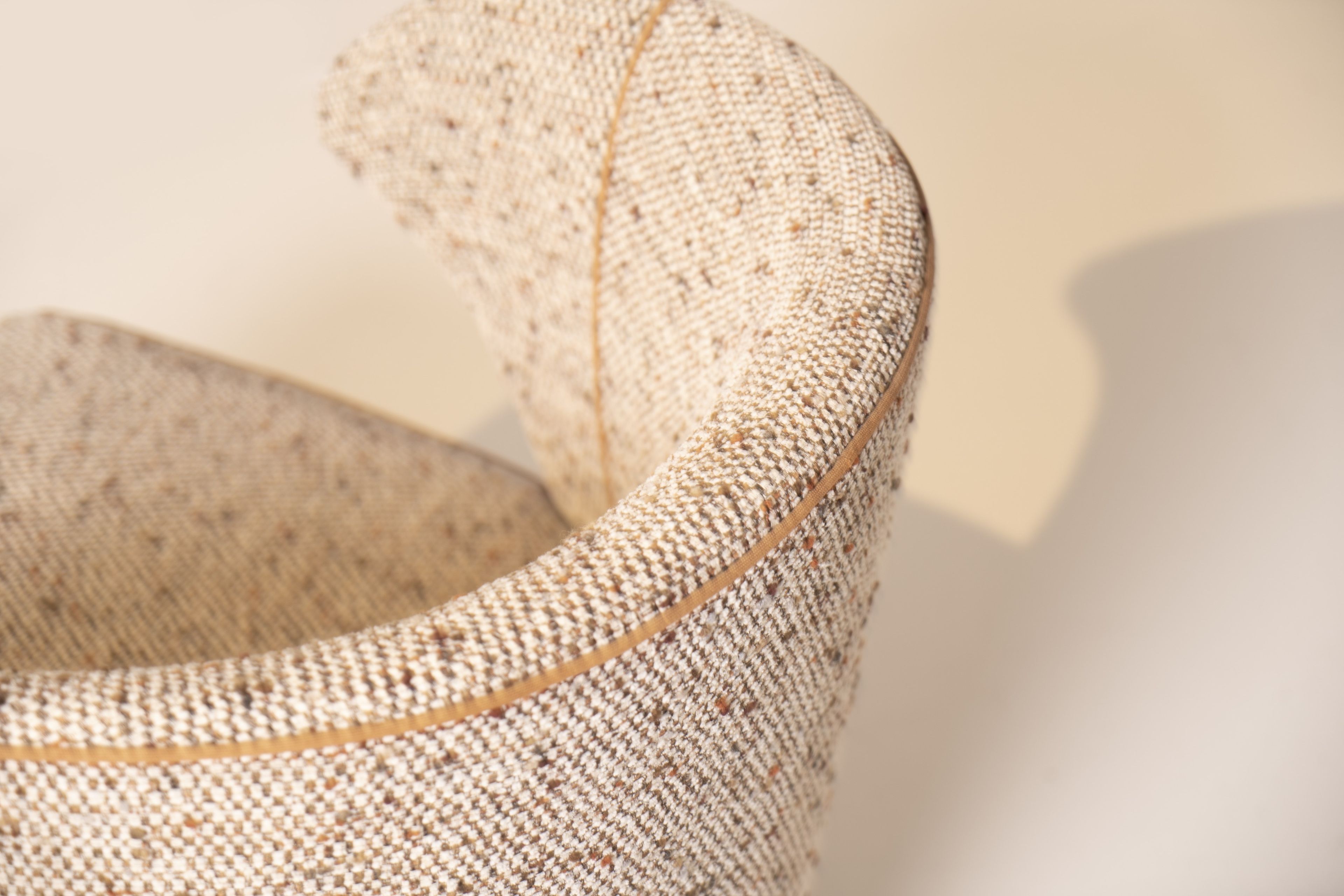 Кресло из ткани букле Mantellassi 1926 Agostina ARCH-00077420 - Вид №8