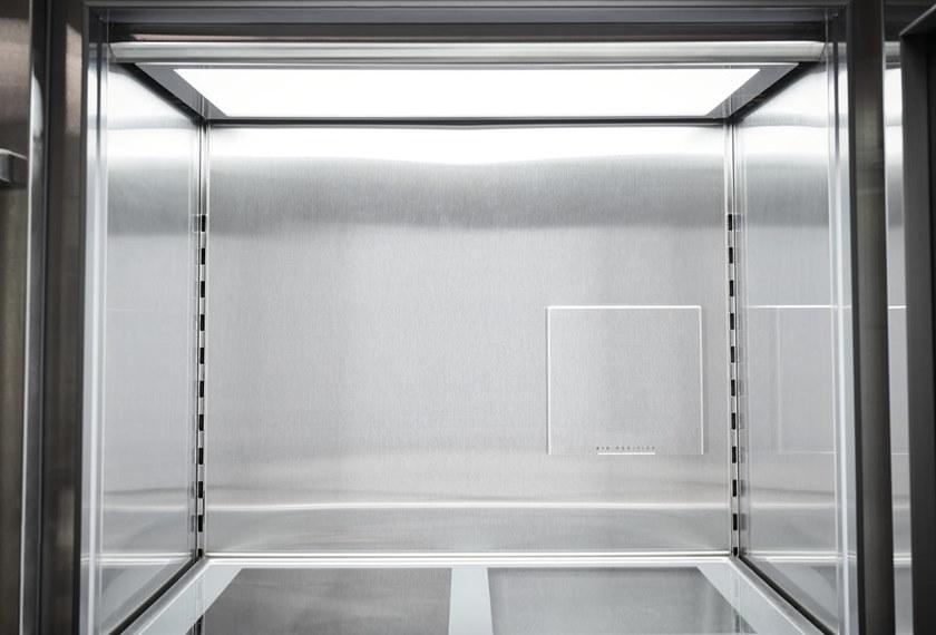 Sub-Zero Холодильник из нержавеющей стали со стеклянной дверцей класса а + Pro 48 Icbpro4850g  - Вид №5