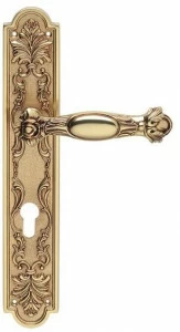 LINEA CALI' Латунная ручка в стиле барокко на пластине с накладкой Queen