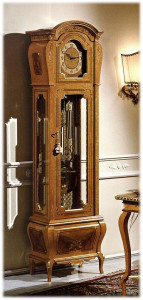 Напольные часы  PISTOLESI 043