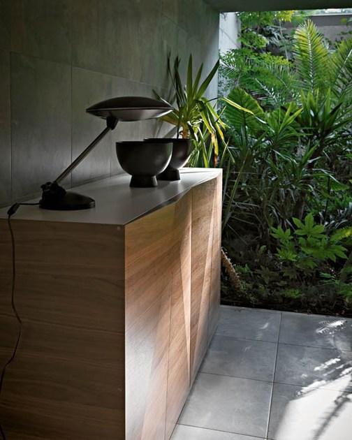 Casamania & Horm Буфет из орехового дерева с распашными дверцами Riddled sun-id-1363105 - Вид №2