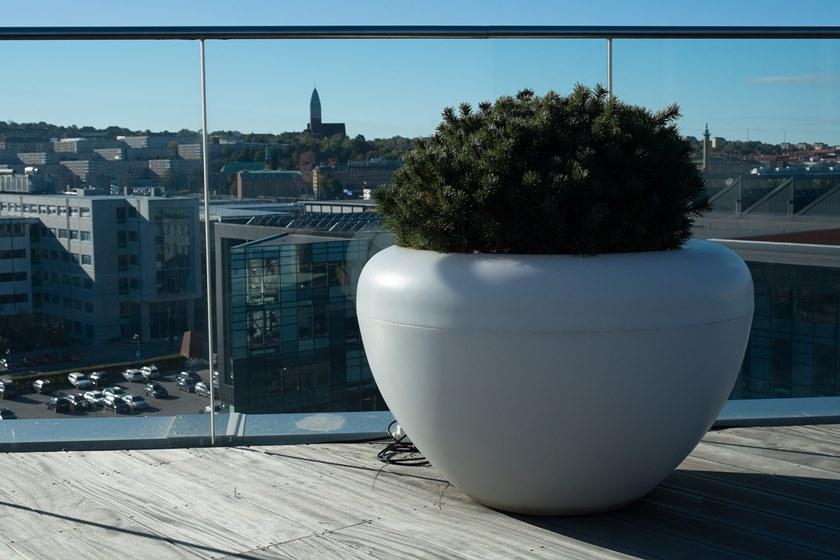 Nola Industrier Светящаяся кашпо для общественных мест из переработанного пластика  Ö14-60/ö14-61  - Вид №3