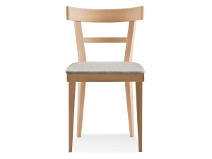 Стул из бука с мягким сиденьем