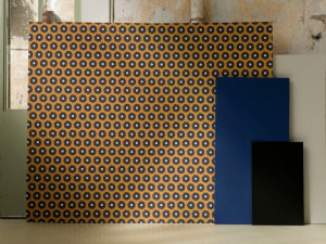 Обои с цветочными мотивами