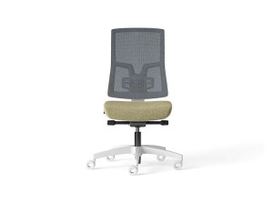 Сетчатый поворотный офисный стул с колесами и мягким сиденьем