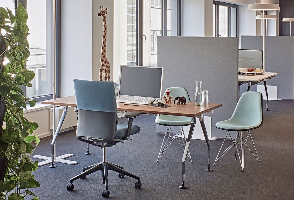 Мягкий стул из ткани VITRA Eames Plastic Chair ARCH-00146883 - Вид №15