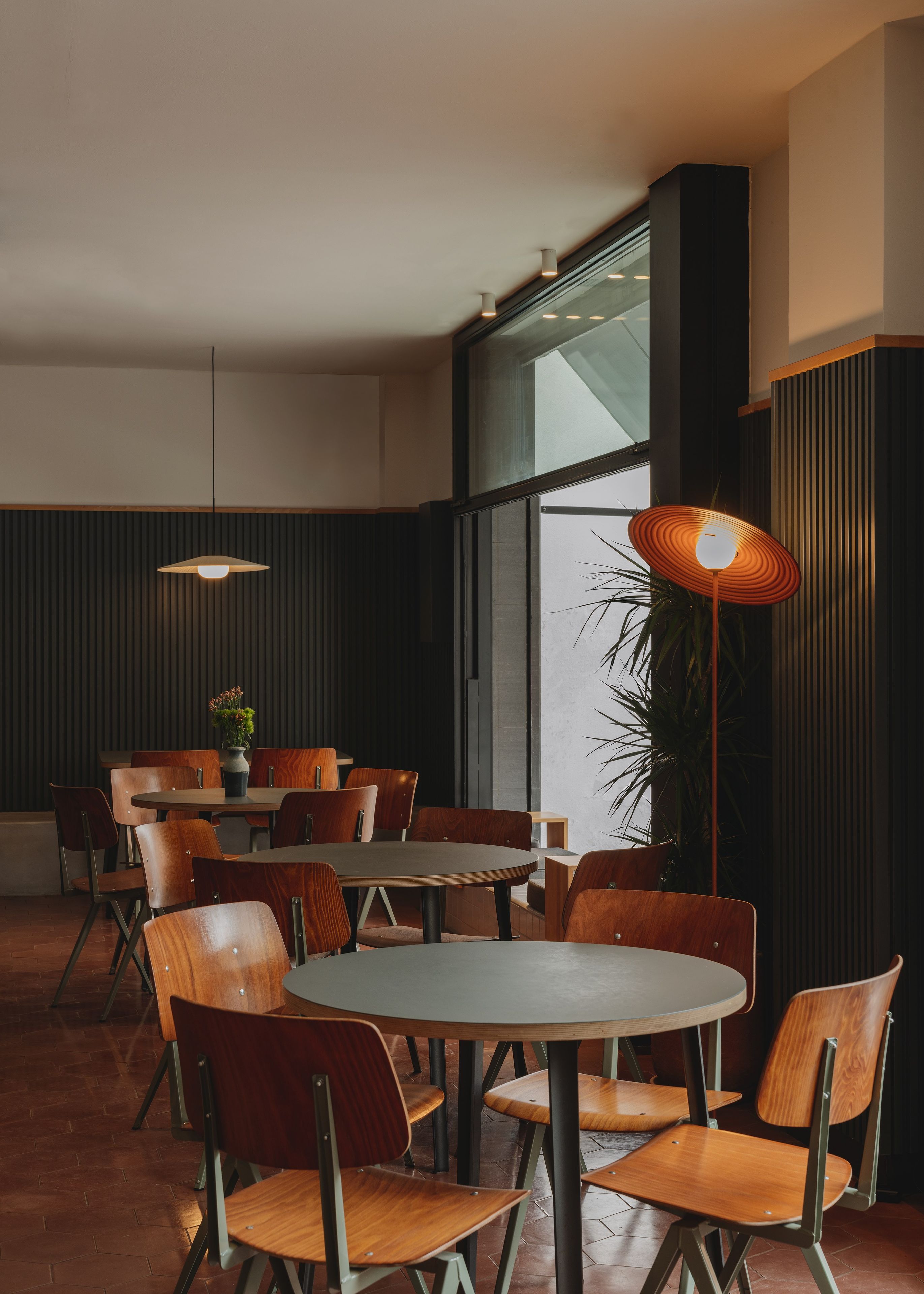 Алюминиевый поворотный торшер Milan Iluminacion Symphony ARCH-00085952 - Вид №57