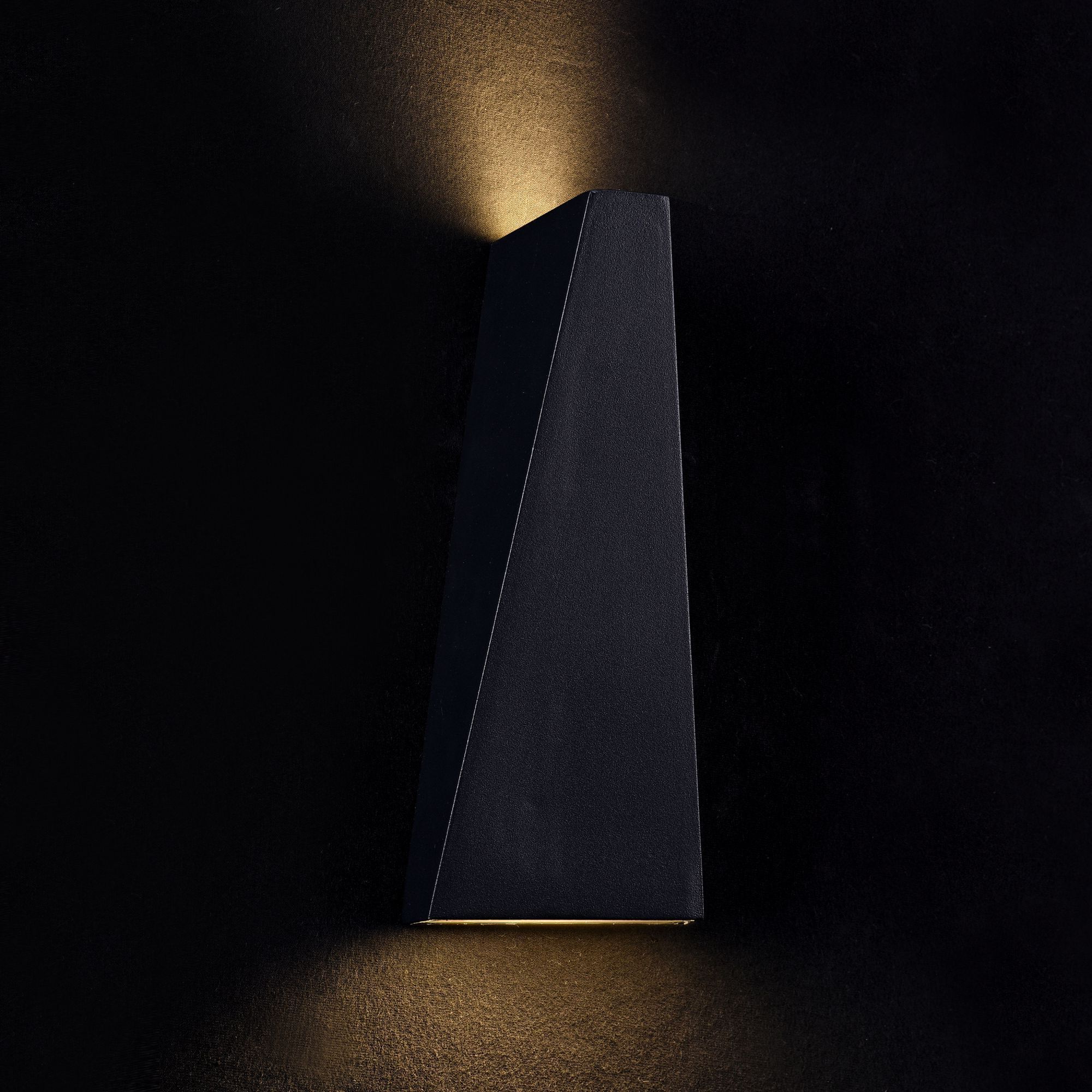 Металлические наружные настенные светильники Maytoni Times Square ARCH-00131089 - Вид №15