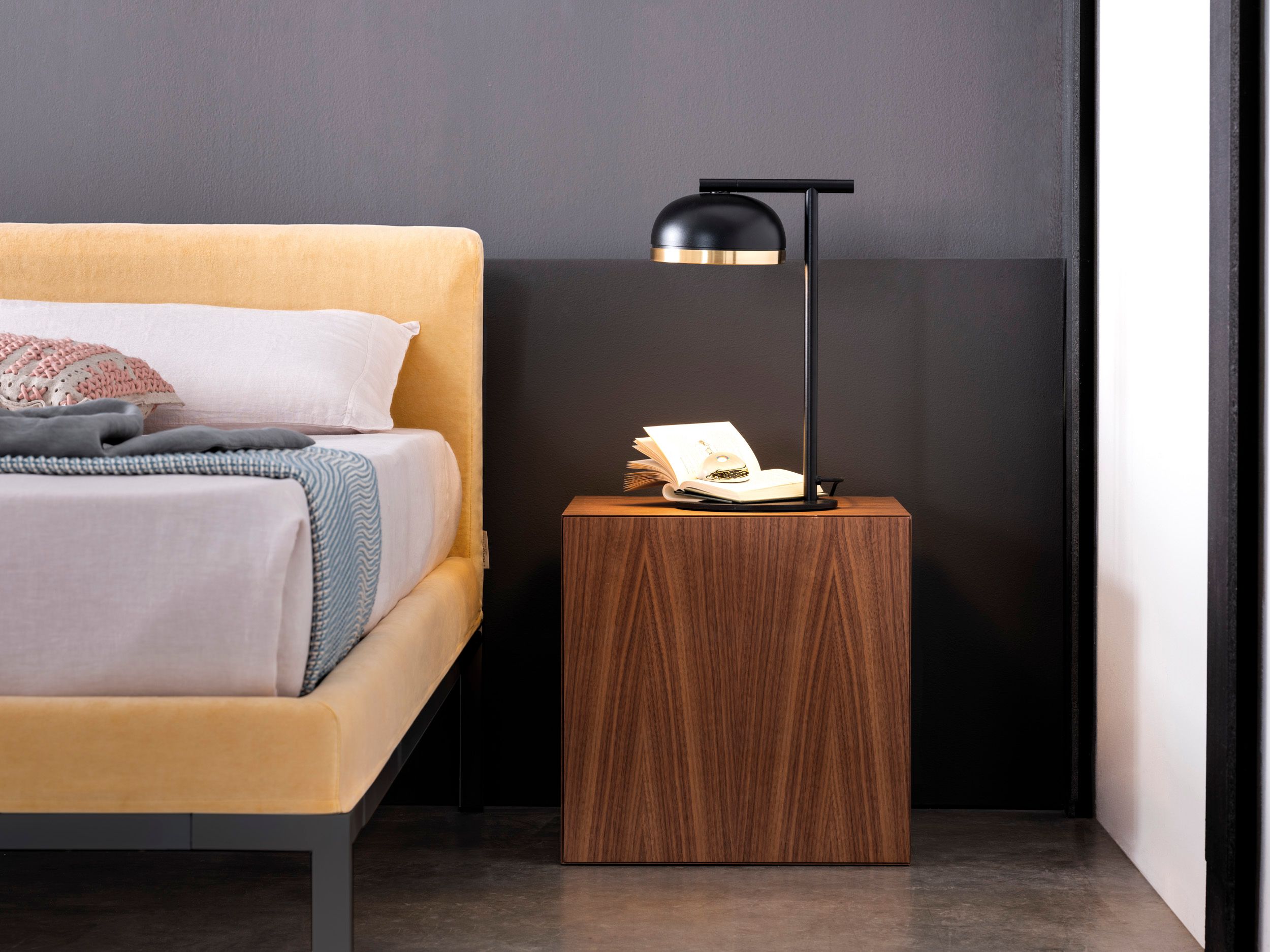 Съемная кровать с мягким изголовьем Frauflex Degrise ARCH-00079903 - Вид №4