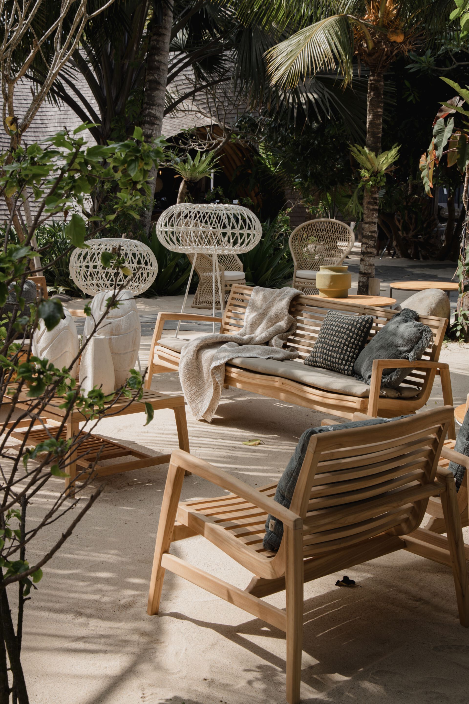 Прямоугольный садовый стол из тикового дерева cbdesign Rally ARCH-00069111 - Вид №2