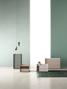 Тумбочка с ящиками