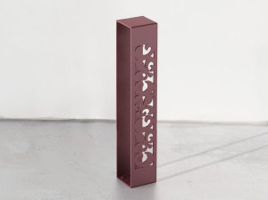 Металлическая стойка для велосипедов