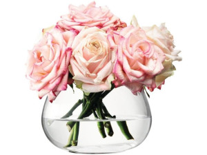 ВАЗа ручной работы из дутого стекла