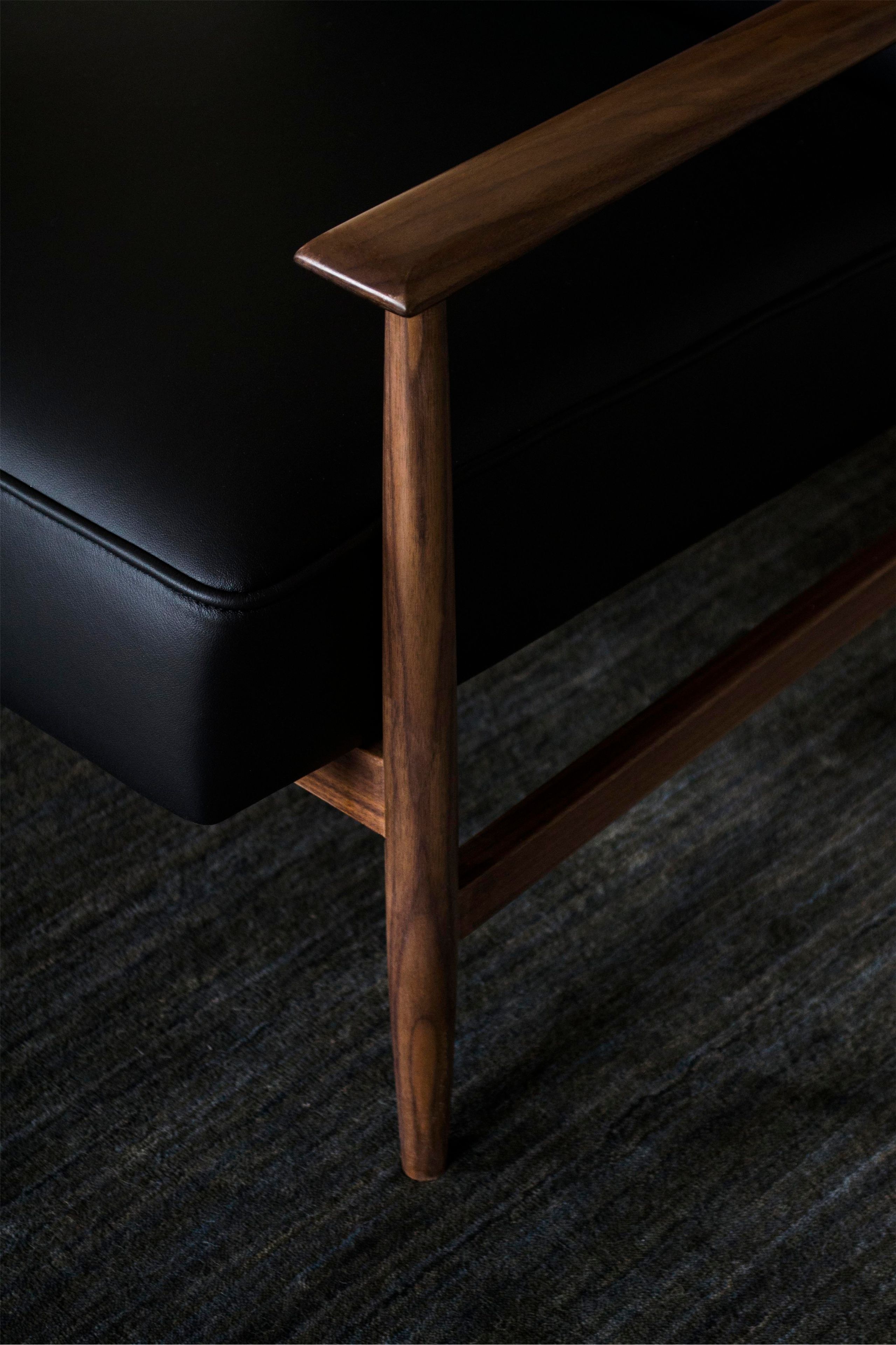 Кожаное кресло с подлокотниками mg12 ARCH-00032582 - Вид №2