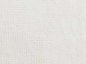 Однотонная вышитая вуаль