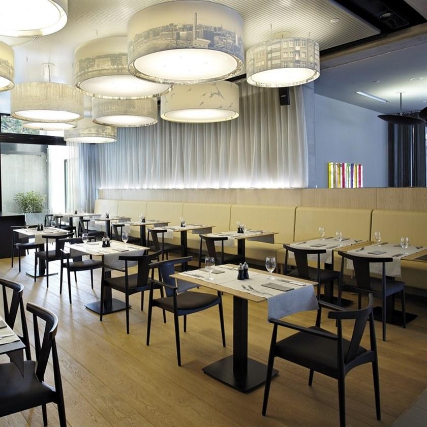 Andreu World Квадратный стальной стол Colors Bm4550 - Вид №2