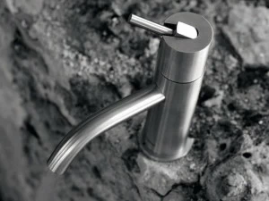 Antonio Lupi Design Смеситель для раковины, однорычажный, настольный, из нержавеющей стали Ayati