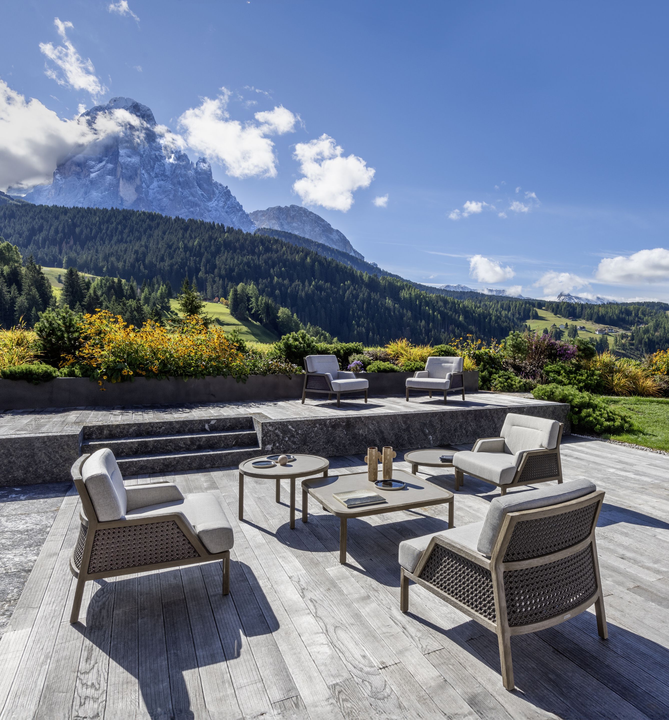 Круглый керамический журнальный столик Ethimo Grand Life ARCH-00127063 - Вид №1