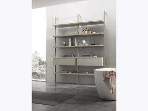 Металлический шкаф для ванной комнаты