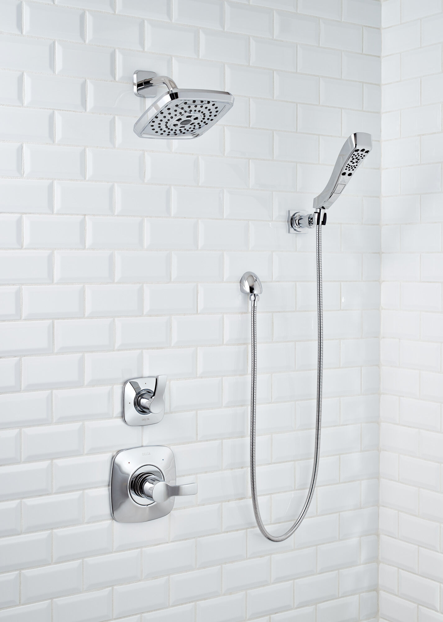 55552 H2Okinetic® Ручной душ с 4 настройками для настенного монтажа Delta Faucet Universal Showering Хром  - Вид №9