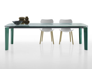 Прямоугольный стеклянный стол