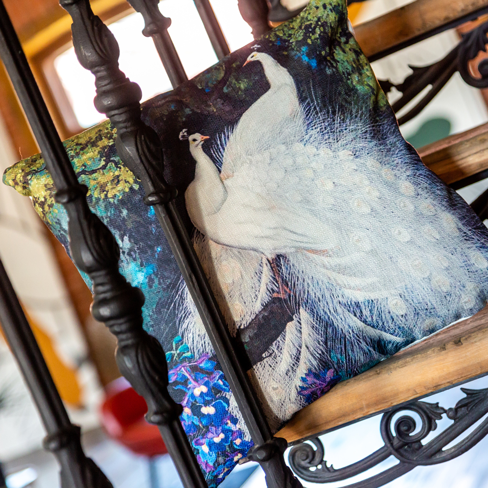 75070012 Интерьерная подушка «Королевский павлин», версия 3 Object Desire  - Вид №2