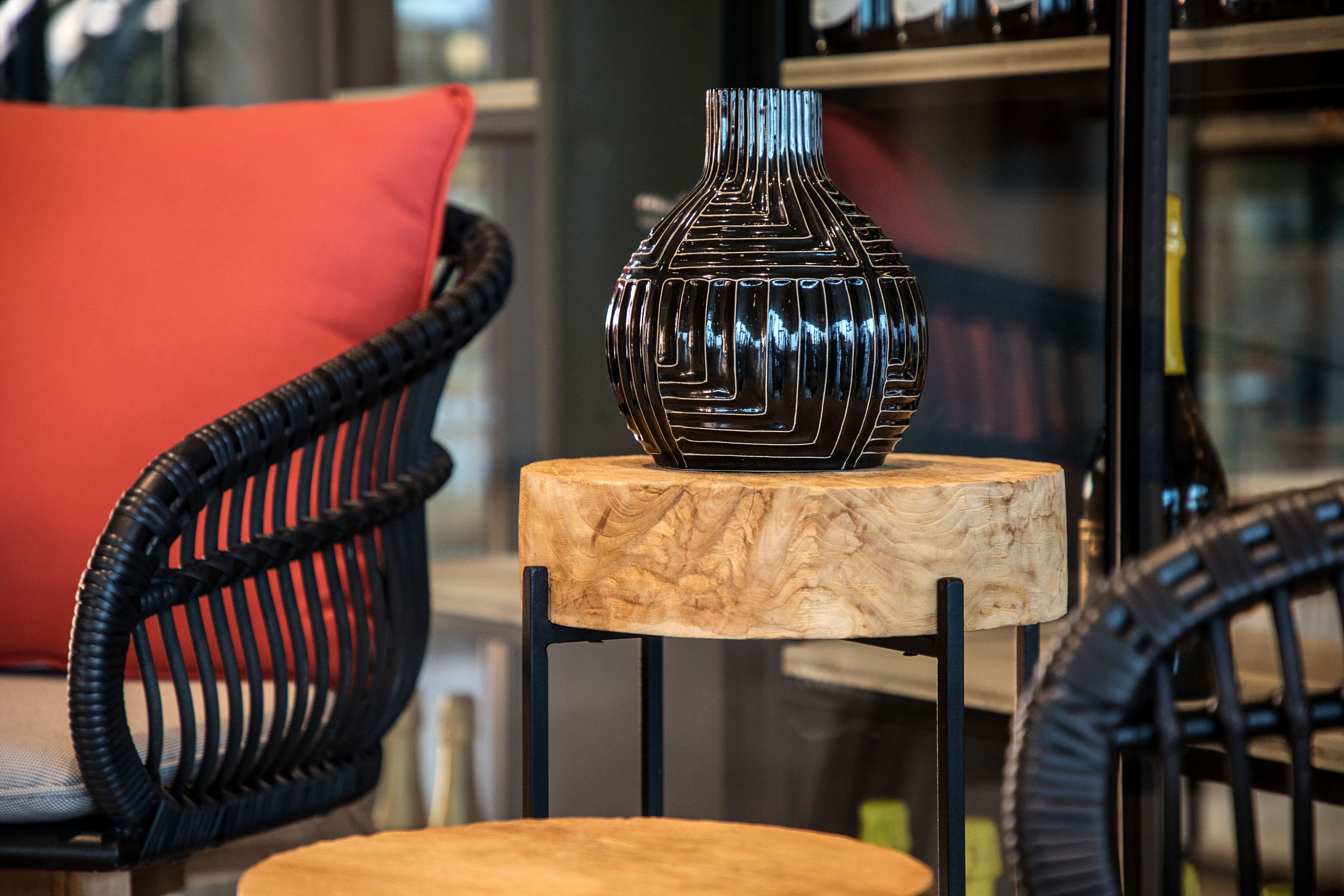 Набор круглых садовых столиков из тикового дерева cbdesign Chio ARCH-00033799 - Вид №5