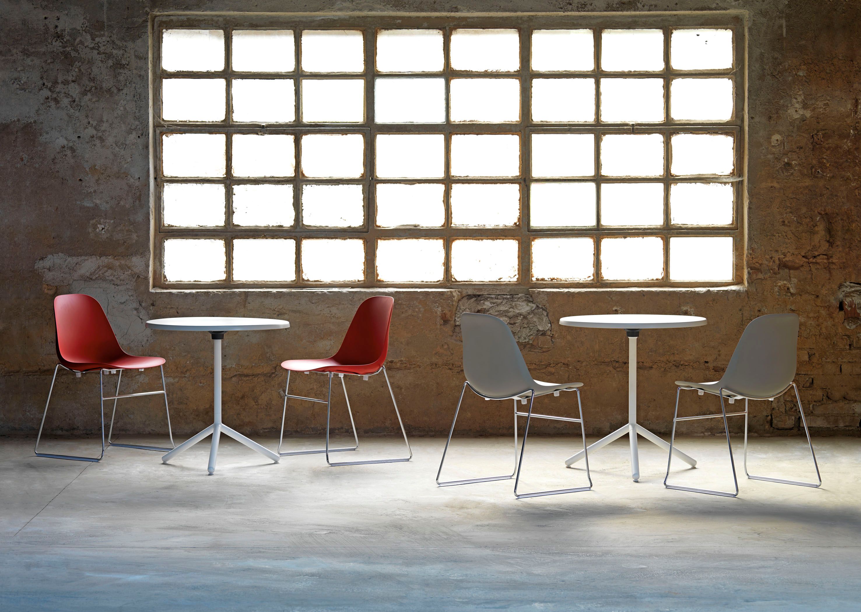 Штабелируемый стул с мягкими салазками Crassevig Pola ARCH-00023072 - Вид №7