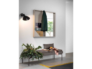 Навесной шкаф с зеркальным дном