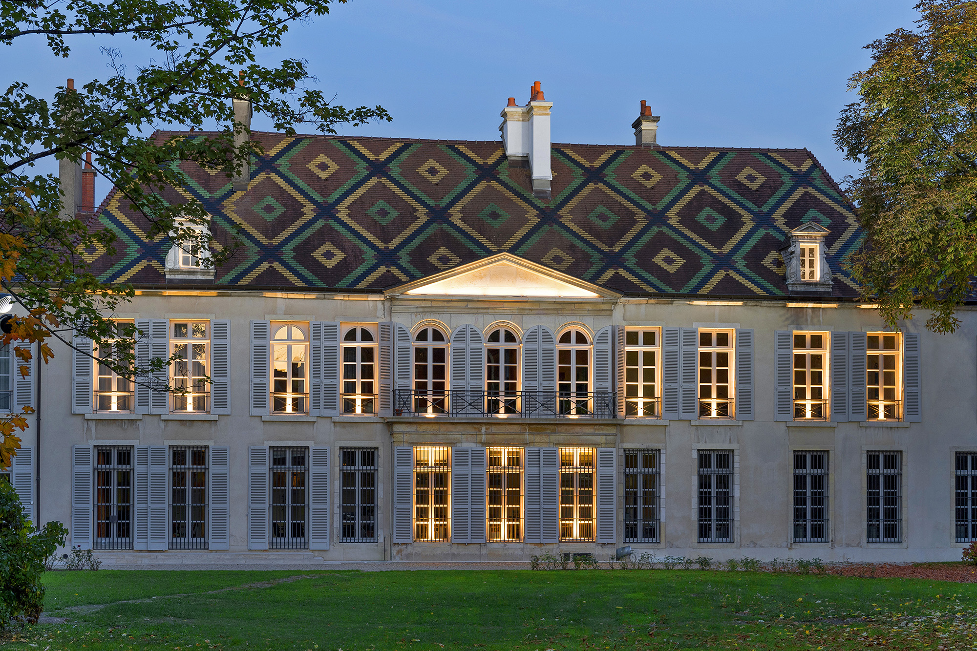 8411563 Подсветка стены Platek MINI CORNICHE Applique  MINI CORNICHE Applique 600 mm - LED 4000K 26°  - Вид №9