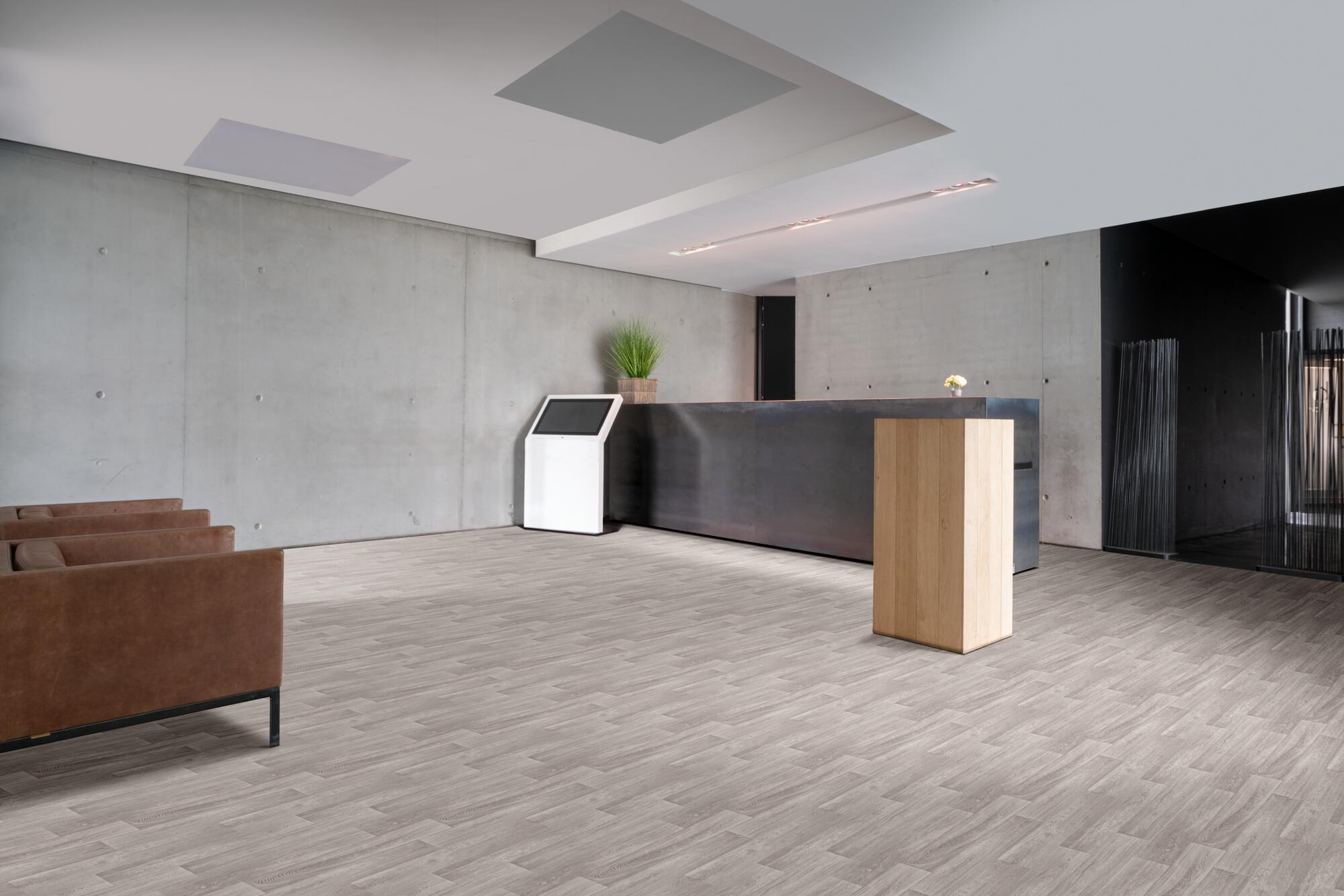 Нескользящий виниловый пол с эффектом дерева BEAUFLOR Xtreme ARCH-00023733 - Вид №1