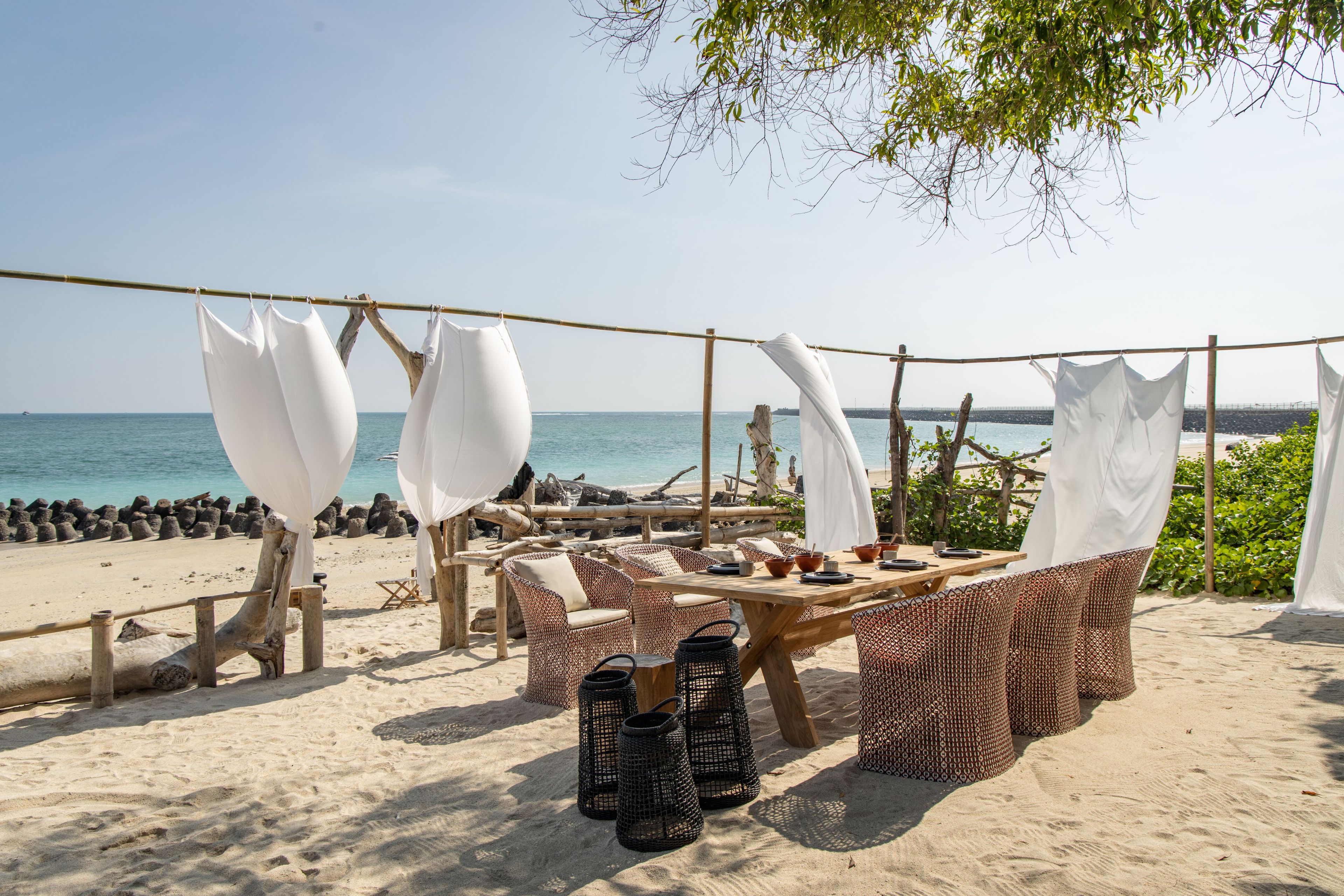 Прямоугольный садовый стол из тикового дерева cbdesign Westly ARCH-00147518 - Вид №3