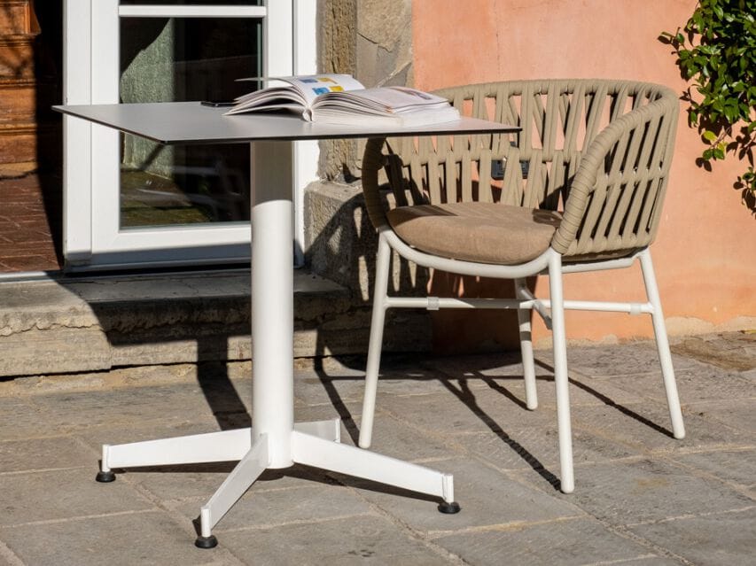 Квадратный садовый стол DRIGANI плоская поверхность ARCH-00102986