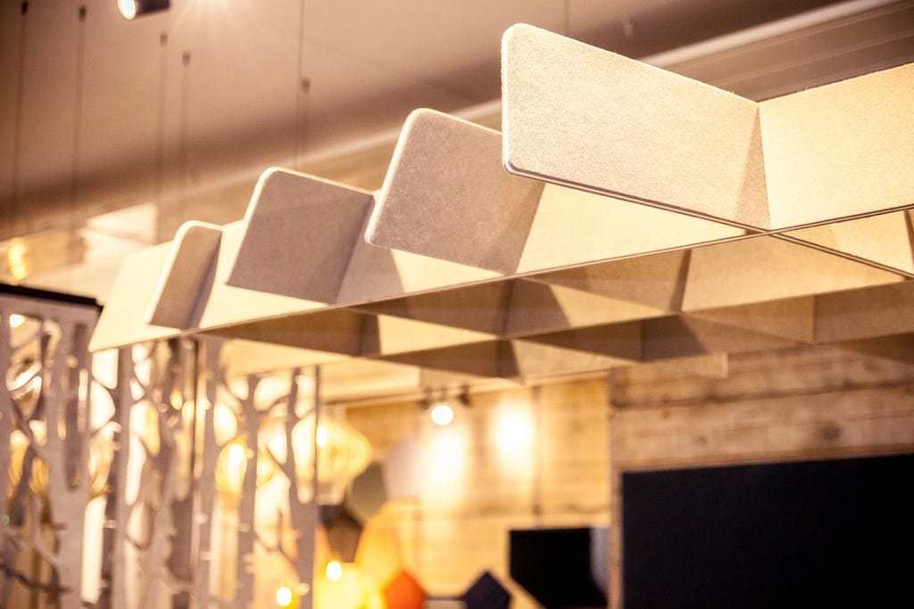 Подвесная акустическая панель BuzziSpace BuzziGrid ARCH-00079298 - Вид №2