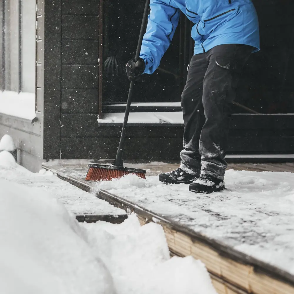 Набор лопата Snowxpert и метла Fiskars 133 см, алюминий STLM-2154391 - Вид №9