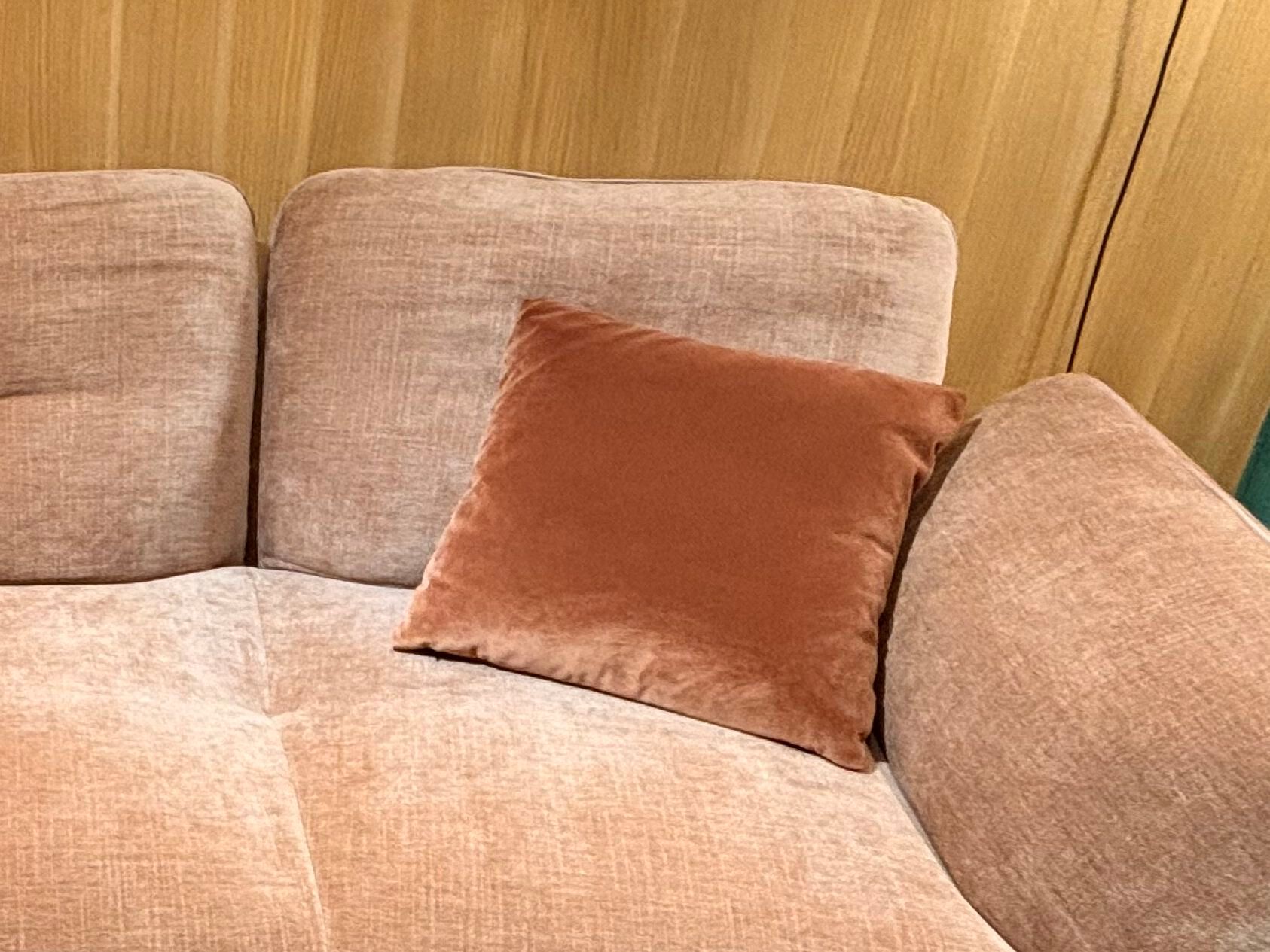 Квадратная подушка из ткани In Stock Cattelan Италия ARCH-00082907