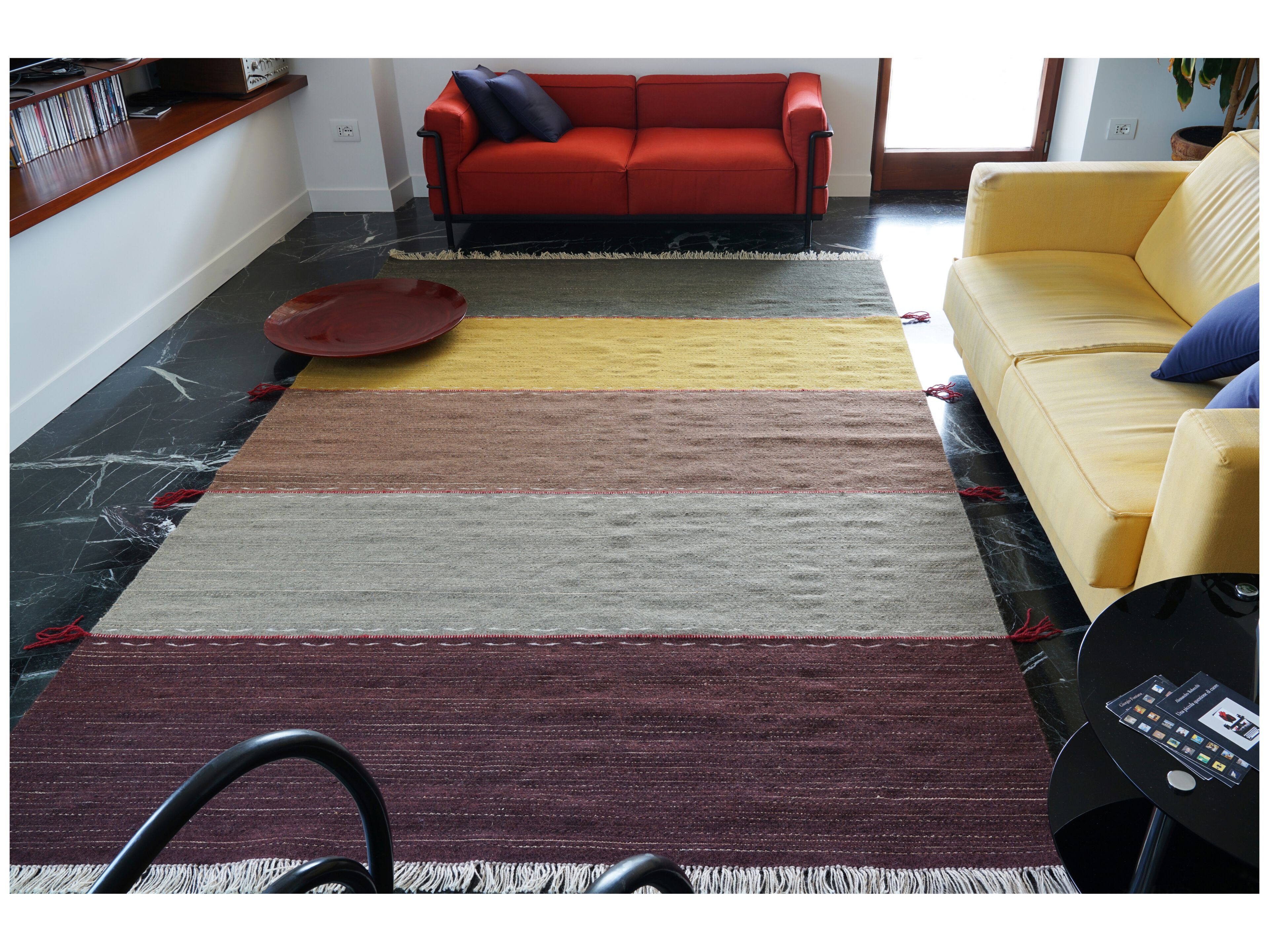 Полосатый ковер ручной работы из шерсти и рафии Eugenia Pinna коврики ARCH-00130106 - Вид №1