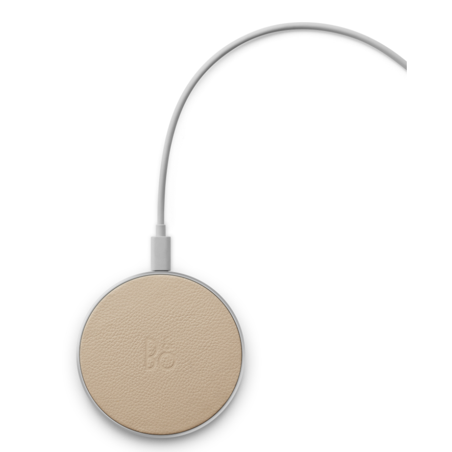 Устройство зарядное беспроводное BeoPlay Charging Pad, бежевое Bang & Olufsen 1646201 - Вид №4