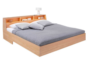 Деревянная двуспальная кровать с изголовьем контейнера